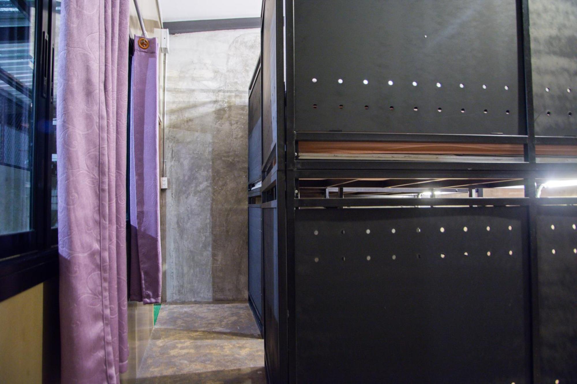 Area81 Hideout Hostel Bangkok Eksteriør bilde